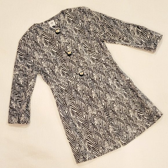 Size XS: CAbi Zig Zag Ponte Knit Style 3034 - Picture 1 of 4